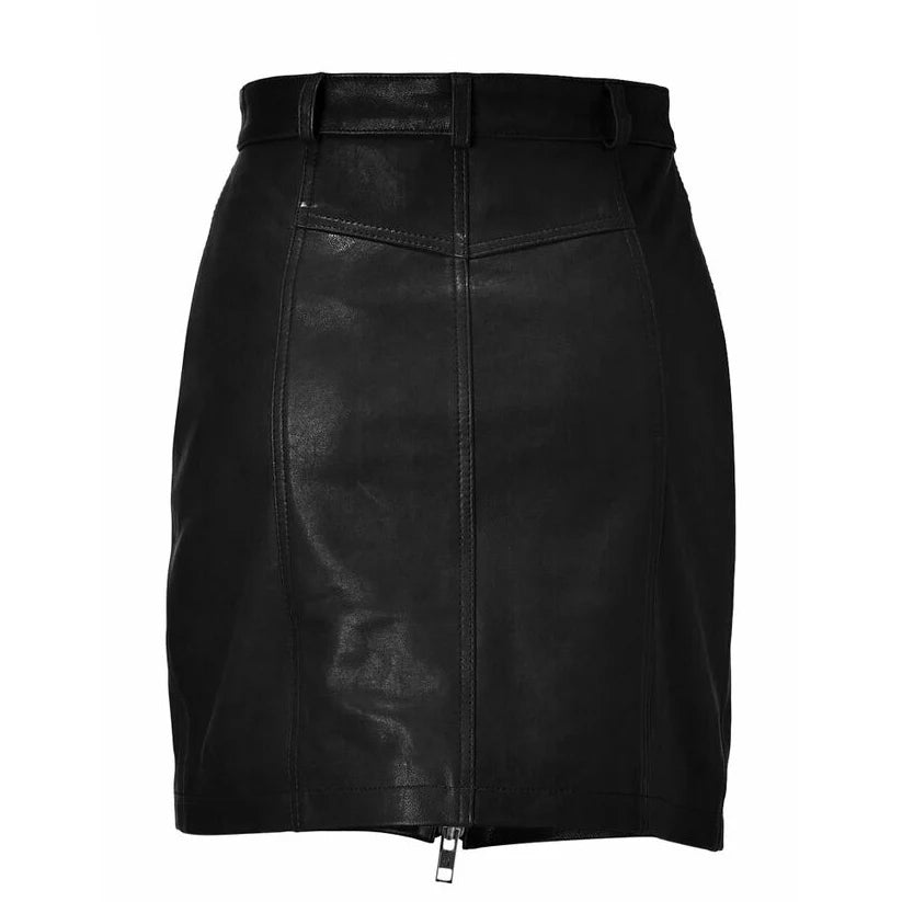 leather skirt